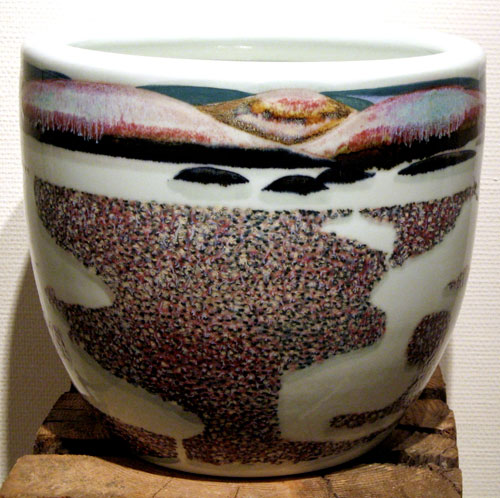 Chinese Contemporary Cast Vessel, Beijing, China